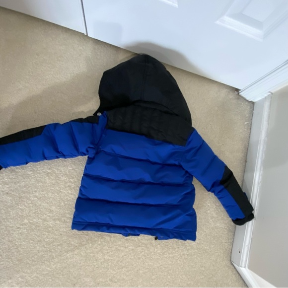 Like new 3T DKNY blue and black winter jacket - Picture 4 of 4